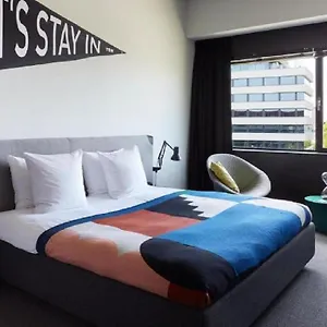 Hotel The Social Hub West 4 Star