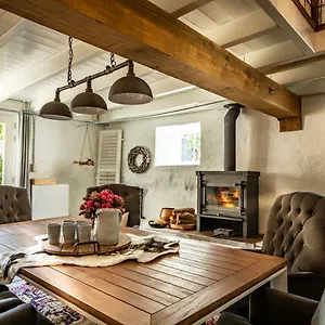 vakwerkloft.valkenburgaandegeul-hotels.com/