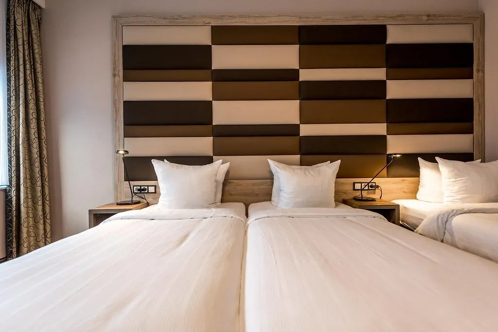 Xo Hotels Blue Square Amsterdam 3*,  Niederlande