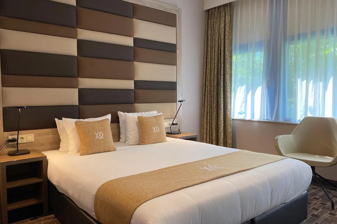 Xo Hotels Blue Square Amsterdam 3*,
