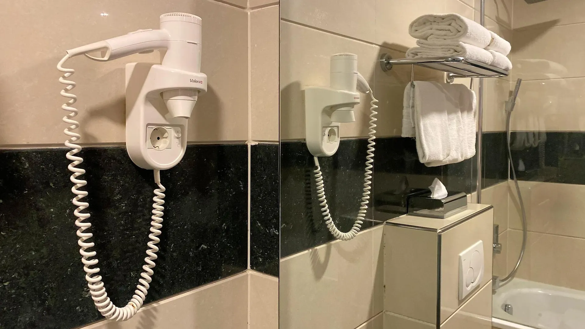 Xo Hotels Blue Square Amsterdam 3*,
